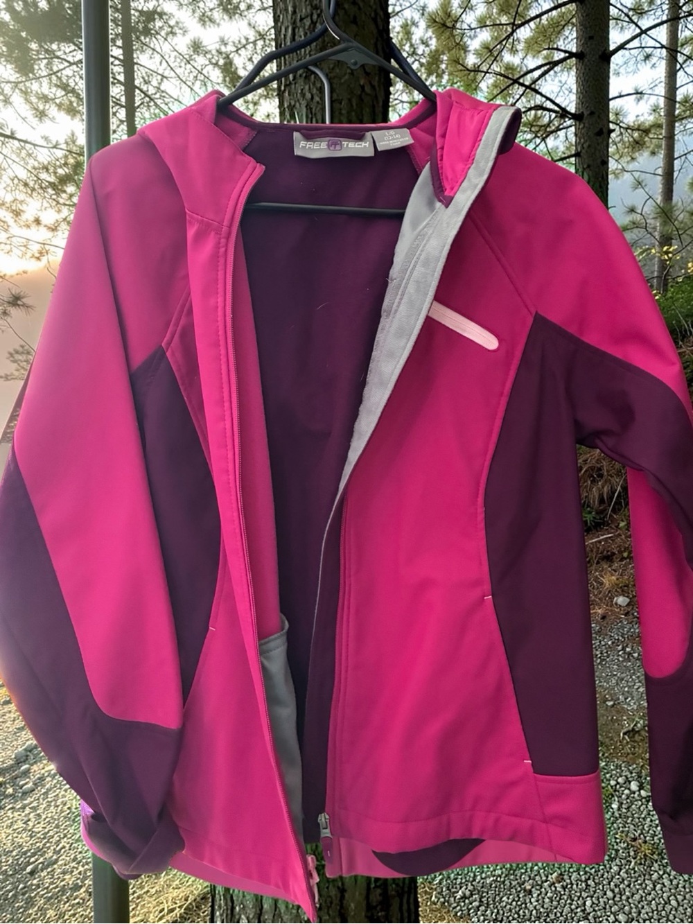 Free Tech Women's Fuchsia & Plum Hooded Ski Jacket